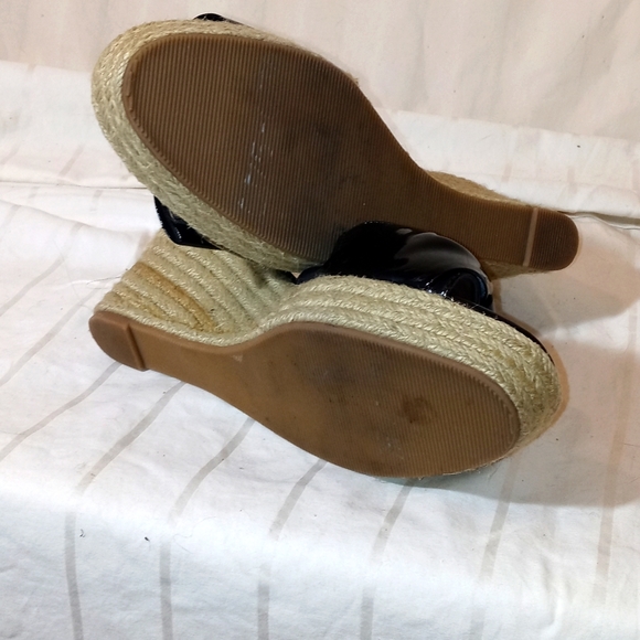 Never worn! Unisa black wedge sandals size 8 - Picture 5 of 5